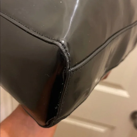 Givenchy Parfums please check all picture of condition - Picture 9 of 17